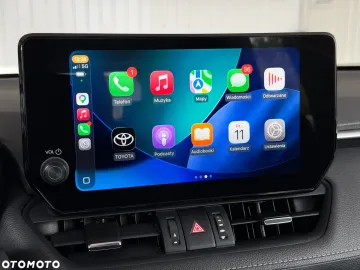 Car image 28