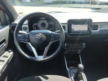 Car image 11