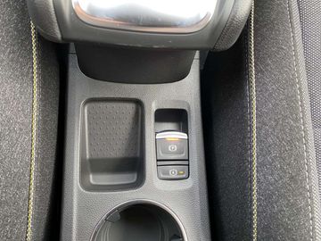 Car image 33