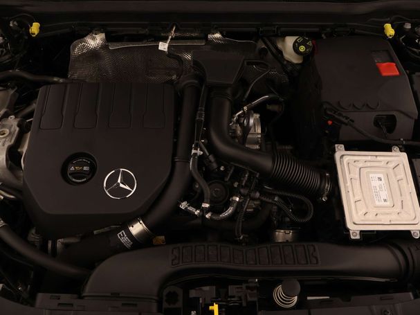 Mercedes-Benz A 180 100 kW image number 39