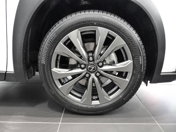 Lexus UX 300h 146 kW image number 5