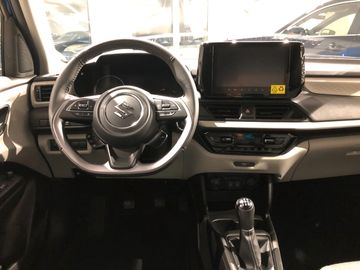 Car image 15