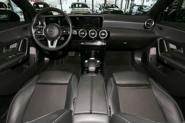 Mercedes-Benz A 180 100 kW image number 5