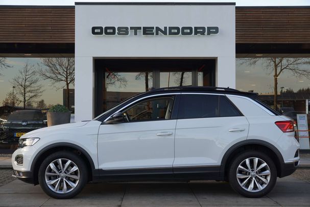 Volkswagen T-Roc 1.5 TSI 110 kW image number 2