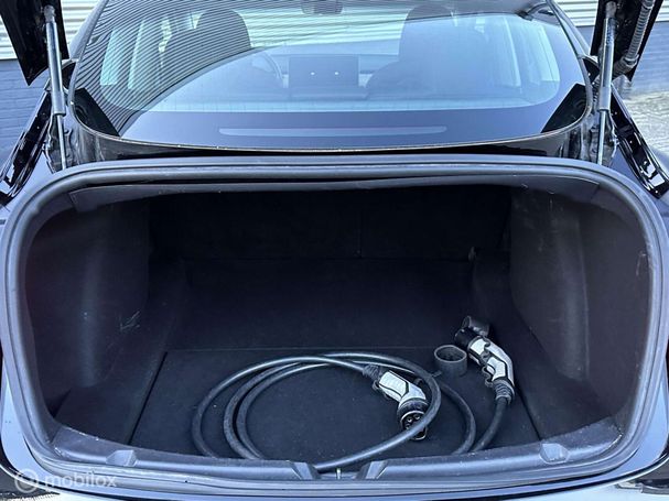 Tesla Model 3 60 Plus 239 kW image number 23