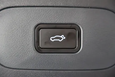 Car image 41