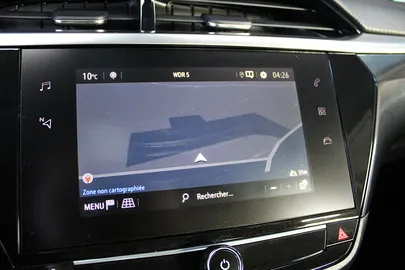 Car image 13