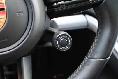 Car image 35