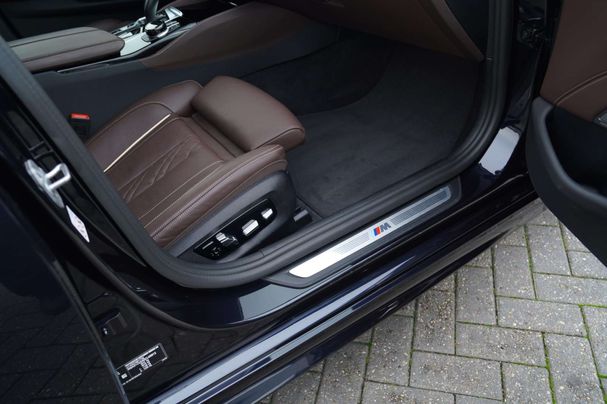 BMW 530i Touring xDrive 185 kW image number 41