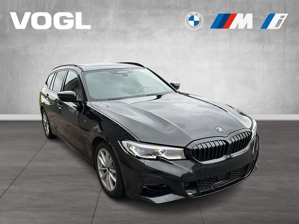 BMW 330i Touring 190 kW image number 2