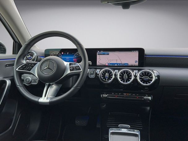 Mercedes-Benz A 180 100 kW image number 4