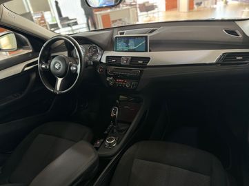 Car image 38