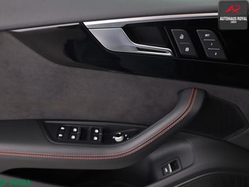 Car image 29