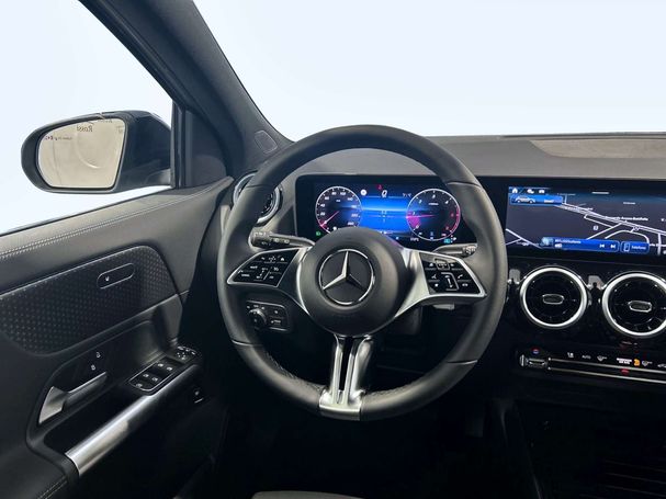 Mercedes-Benz GLA 180 d 85 kW image number 11