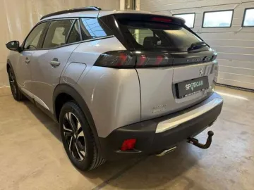 Car image 35