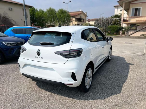 Renault Clio TCe 90 66 kW image number 3