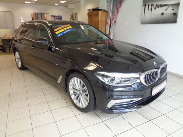 BMW 530d Touring Luxury Line 195 kW image number 2