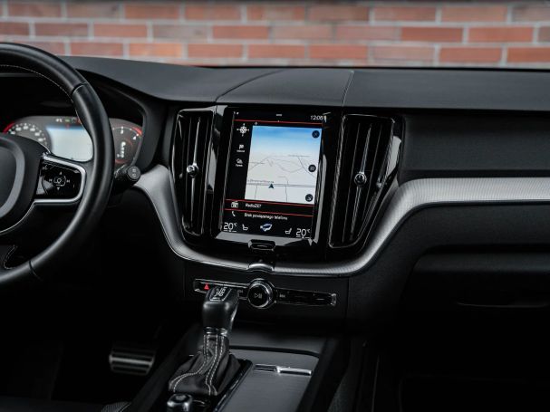 Volvo XC60 D4 Geartronic RDesign 140 kW image number 33