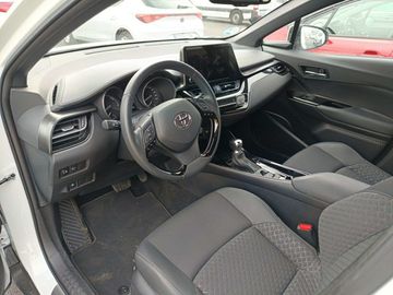 Car image 7