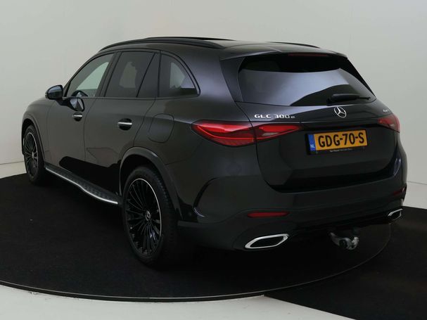 Mercedes-Benz GLC 300 e AMG Line Premium Plus 4Matic 230 kW image number 7