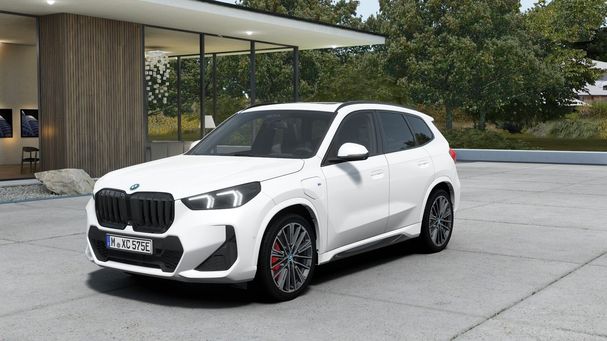 BMW X1 xDrive18i 110 kW image number 1