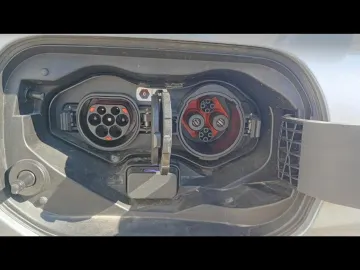 Car image 38