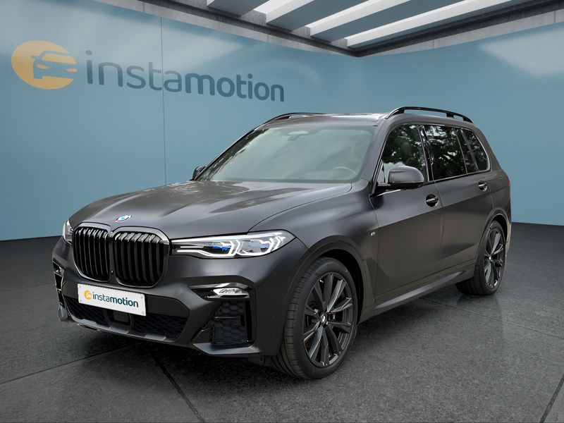 BMW X7 M50i 390 kW