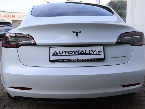 Tesla Model 3 Long Range AWD 361 kW image number 3