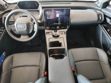 Car image 11