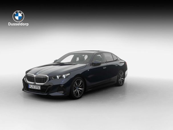 BMW 530 e 220 kW image number 1