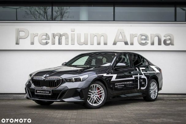 BMW i5 250 kW image number 1