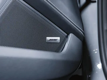 Car image 49