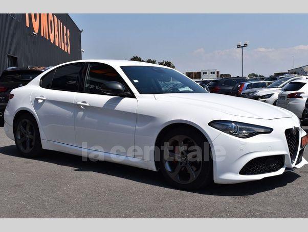 Alfa Romeo Giulia 2.2 AT8 140 kW image number 2