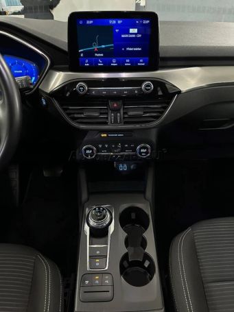 Ford Kuga 1.5 EcoBlue Titanium 88 kW image number 11