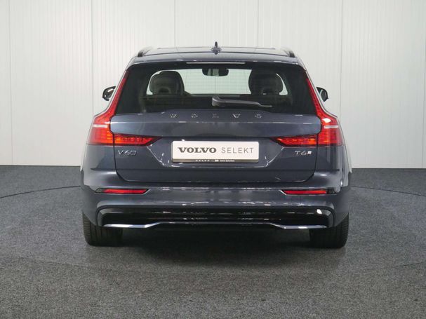 Volvo V60 T6 Recharge AWD T8 257 kW image number 2