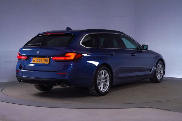 BMW 520i Touring 135 kW image number 35