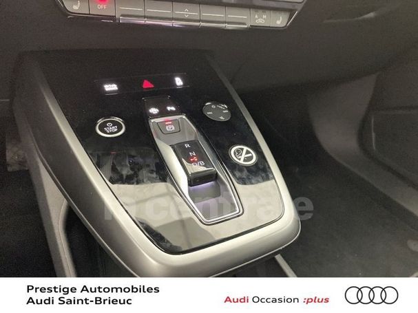 Audi Q4 40 e-tron S-line 150 kW image number 9