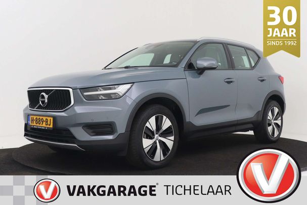 Volvo XC40 T3 Momentum Pro 120 kW image number 2