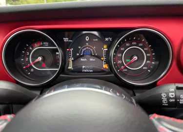 Car image 21