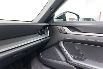Car image 46