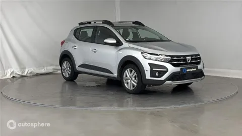 Car image 3