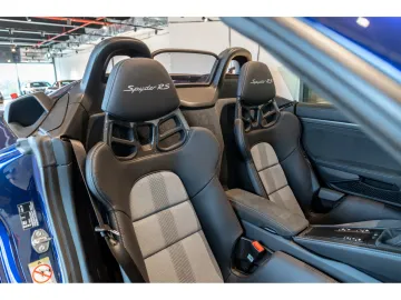 Car image 29