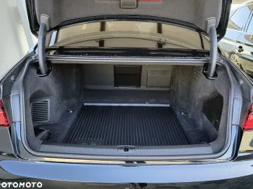 Car image 39