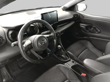 Car image 14