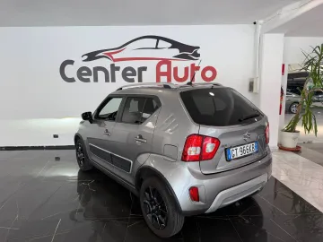 Car image 5