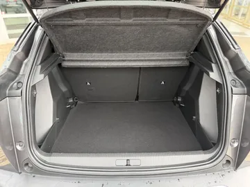Car image 29