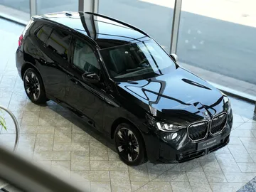 Car image 39