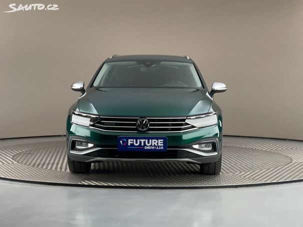 Volkswagen Passat Variant 2.0 TDI 4Motion DSG Alltrack 140 kW image number 2