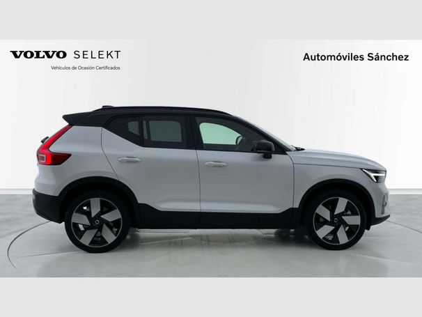 Volvo XC40 Plus 175 kW image number 3