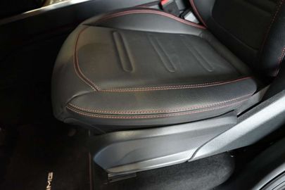 Car image 38